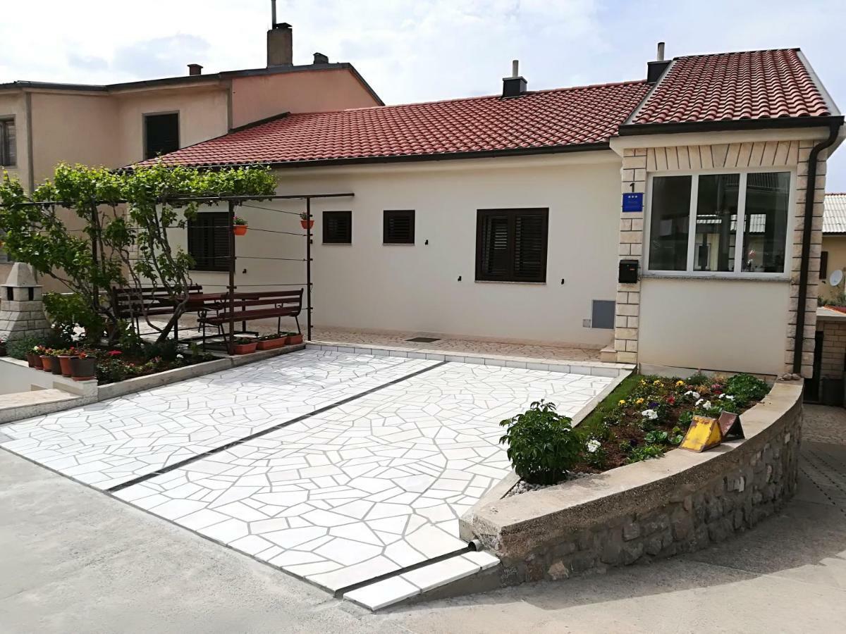 Apartment And Rooms Markovic Сень Екстер'єр фото
